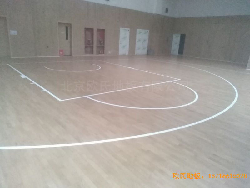 青島黃島區(qū)濱海街道中心小學(xué)體育地板施工案例
