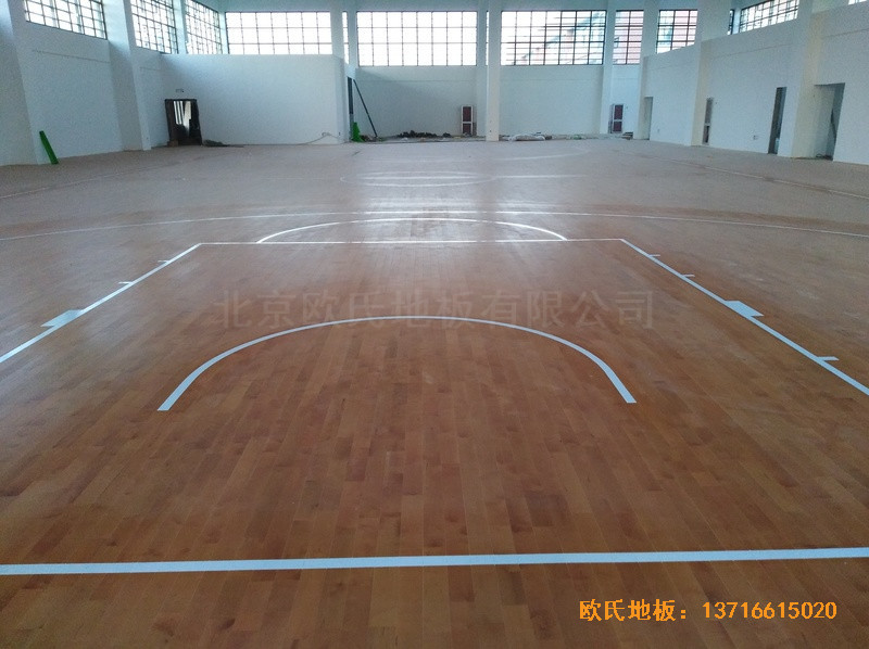 江蘇徐州悅城小學(xué)籃球館體育木地板施工案例0