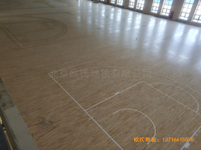 榆林神華煤制油公司籃球館運(yùn)動(dòng)地板施工案例